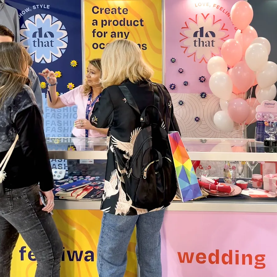 Visitors at the dothat stand in the Festival and Wedding zones